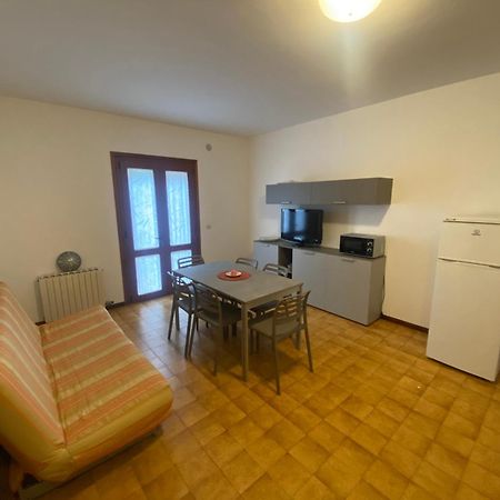 Cond Giardino Apartment Lignano Sabbiadoro Exterior photo
